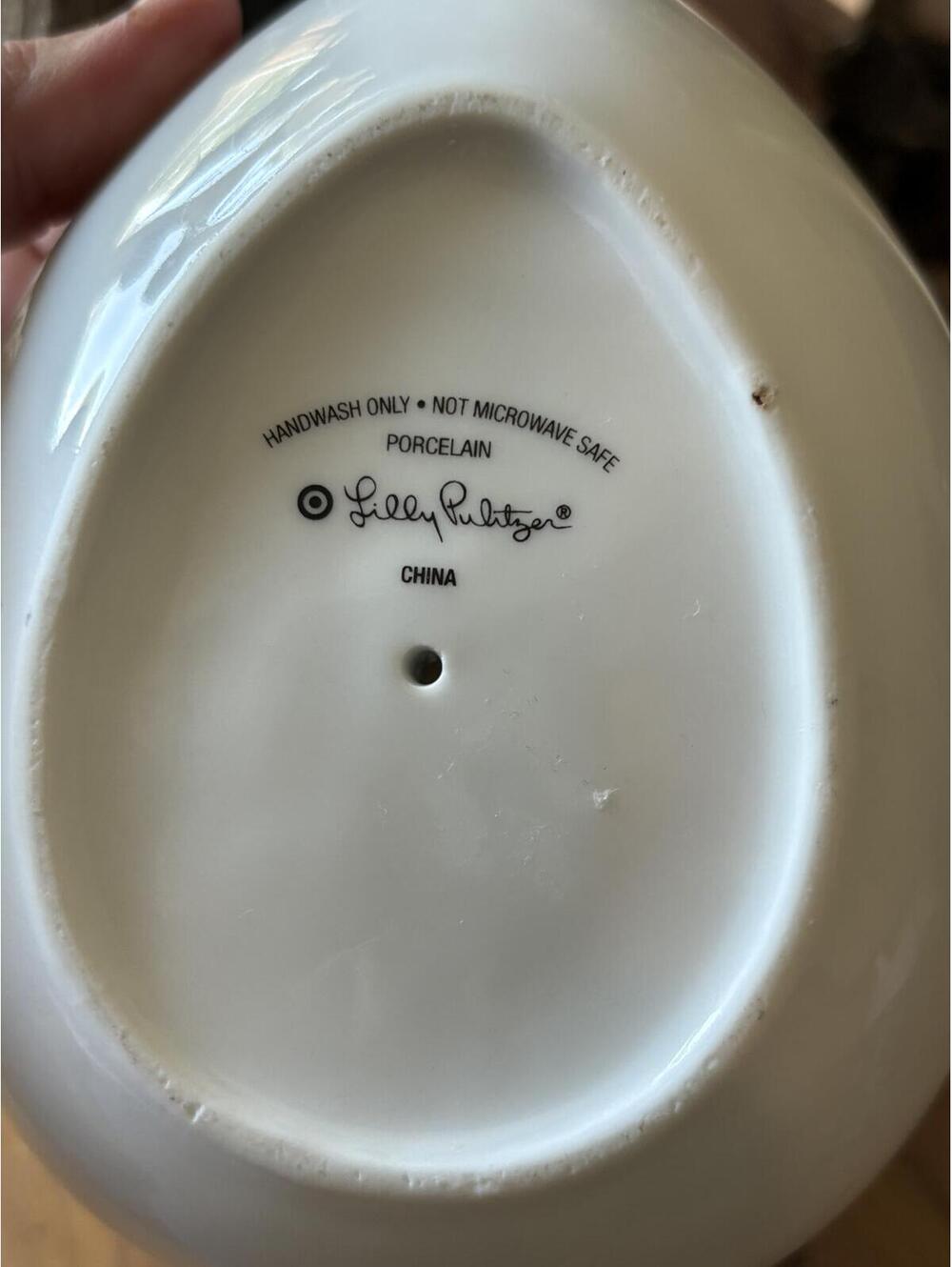Lilly Pulitzer for Target Pineapple Citrus Juicer – White & Gold - Picture 6 of 7